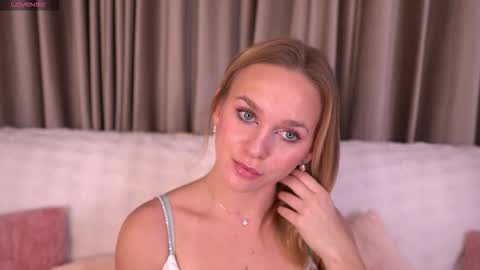 Ellis online show from 12/21/25, 06:15