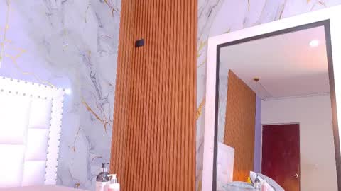 Tatiana online show from 02/14/26, 12:02