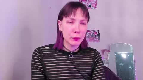 Kira online show from 03/04/26, 08:42