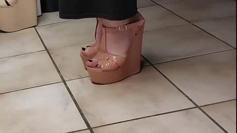 teninchheels online show from 03/03/25, 06:33