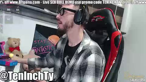 Snapshot of teninchty chatting on 01/16/26, 04:44 Ty online show from 01/16/26, 04:44