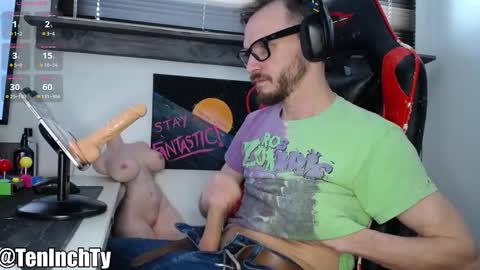 Snapshot of teninchty chatting on 02/17/26, 08:48 Ty online show from 02/17/26, 08:48