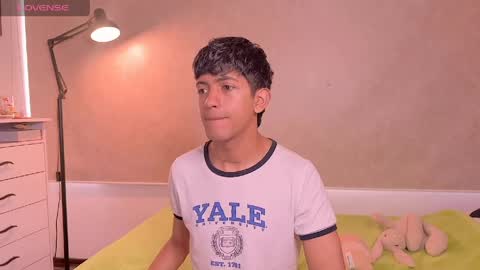 teo browny online show from 04/07/26, 04:18