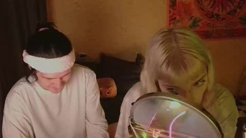 Teoshi online show from 12/19/25, 02:57