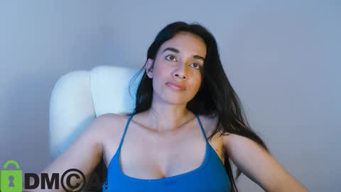 Lisa online show from 12/16/25, 03:28