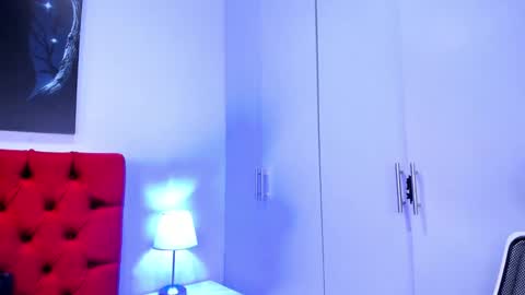 Snapshot of teresa_moon chatting on 01/19/25, 01:53 TERESA Give me a good rating if you enjoy my show online show from 01/19/25, 01:53