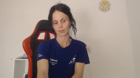 Snapshot of teresalovex chatting on 10/17/25, 07:05 teresalovex online show from 10/17/25, 07:05