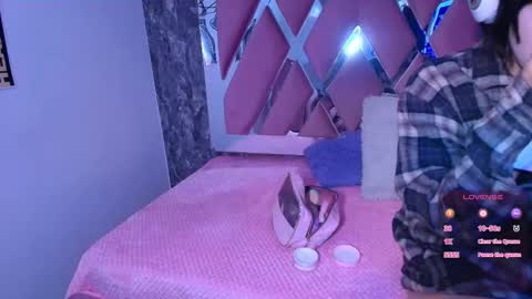 Terra Elowen online show from 10/24/25, 11:39