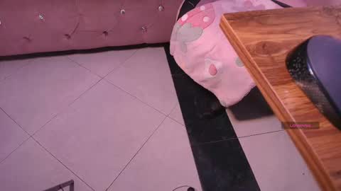 Terra Elowen online show from 11/05/25, 11:10