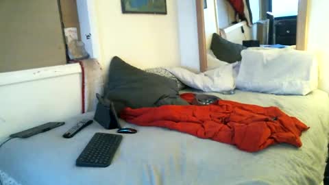 Axle online show from 01/04/25, 06:52