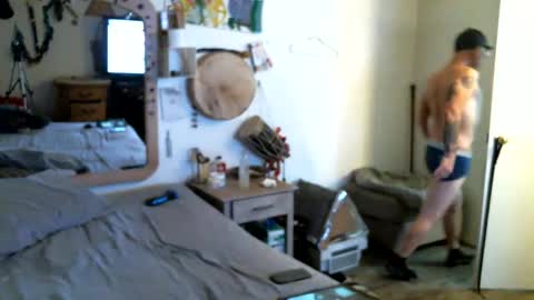 Axle online show from 02/07/25, 04:16