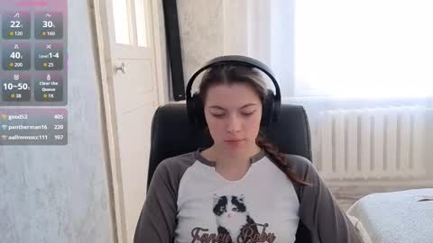 Anny Simpson online show from 12/17/25, 05:02