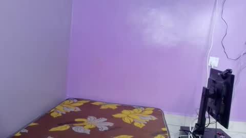 terriam online show from 09/28/25, 06:24