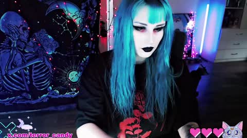 CRY BABY online show from 01/25/25, 04:23