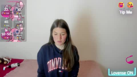 tesa online show from 10/03/25, 03:14