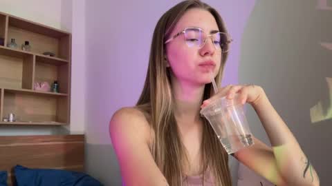 tessa_calmness online show from 04/25/26, 04:37