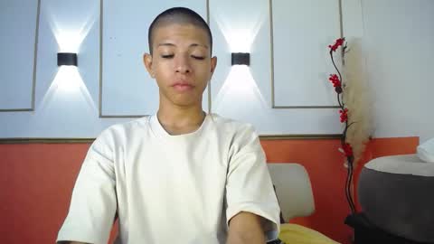 tessachains online show from 11/26/25, 02:45