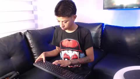 tessachains online show from 01/13/26, 04:12