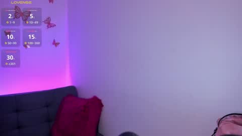 Tessa foxie      online show from 08/05/26, 12:30