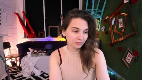 Snapshot of tessamill chatting on 09/29/25, 05:23 Tessa online show from 09/29/25, 05:23