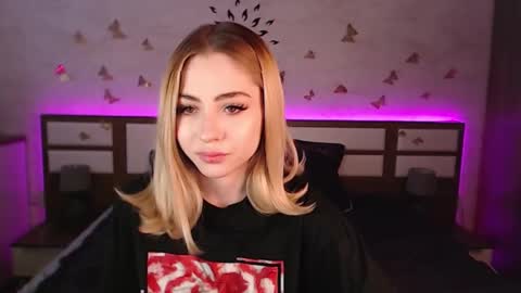 Tessa online show from 02/03/25, 11:53