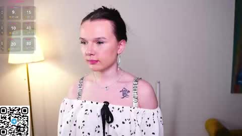 Snapshot of tessiekhanponaphan chatting on 02/01/26, 04:49 Cindy online show from 02/01/26, 04:49