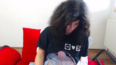 Snapshot of tessnaughty chatting on 01/15/25, 08:51 naughty tess online show from 01/15/25, 08:51