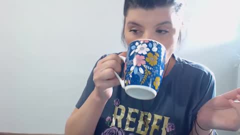 Snapshot of tessnaughty chatting on 02/06/25, 09:00 naughty tess online show from 02/06/25, 09:00