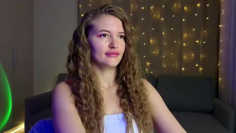 TessaHart online show from 12/21/25, 02:57