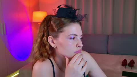 Snapshot of tesssahart chatting on 06/21/26, 12:52 TessaHart online show from 06/21/26, 12:52