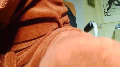 tetuo2 online show from 12/17/25, 08:48