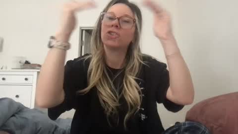 Daphne Summers online show from 02/09/26, 07:07