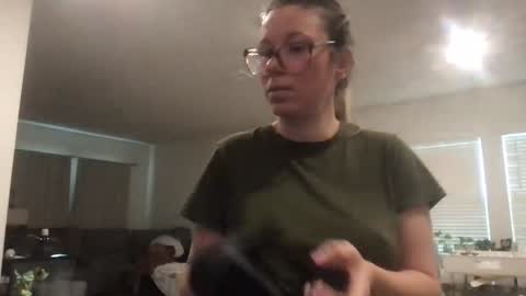 Daphne Summers online show from 04/15/26, 06:15