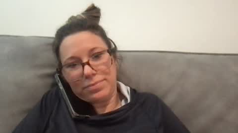 Snapshot of texas_blonde chatting on 04/30/26, 05:19 Daphne Summers online show from 04/30/26, 05:19