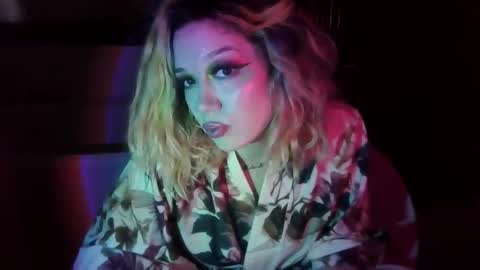 Snapshot of texaspregogrllll chatting on 05/06/26, 11:43 TEXASGIRLLLL online show from 05/06/26, 11:43