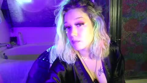 Snapshot of texaspregogrllll chatting on 05/26/26, 01:51 TEXASGIRLLLL online show from 05/26/26, 01:51