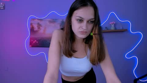 Snapshot of teya_starling chatting on 05/16/26, 10:36 teya_starling online show from 05/16/26, 10:36