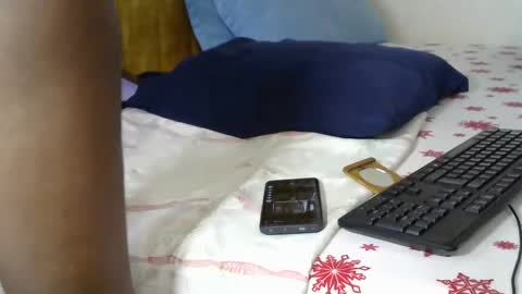 Tyennah online show from 10/06/25, 10:02