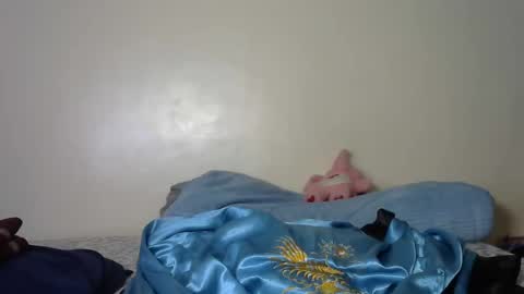 Tyennah online show from 11/06/25, 01:34