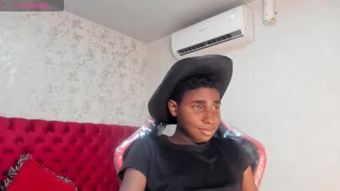 teylor_lovee online show from 02/02/26, 09:35