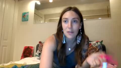 Snapshot of tfeather0532 chatting on 07/03/26, 03:13 Tessa online show from 07/03/26, 03:13