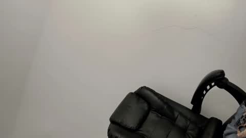 Luna online show from 04/09/26, 11:10