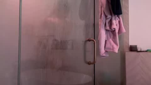 babygirlmami online show from 11/27/25, 07:49