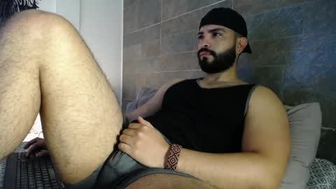 th1ago828986 online show from 05/07/26, 02:28