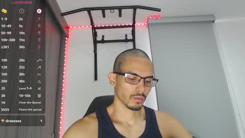 Snapshot of th_russ chatting on 02/08/25, 03:10 INSTAGRAM Th1rss online show from 02/08/25, 03:10