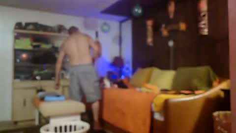 Snapshot of tha_commander69 chatting on 12/26/24, 06:01 tha Commander69 online show from 12/26/24, 06:01