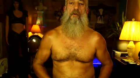 Snapshot of tha_commander69 chatting on 09/29/25, 08:35 tha Commander69 online show from 09/29/25, 08:35