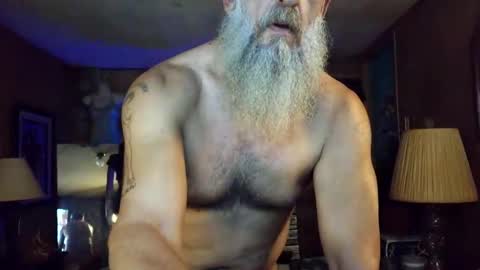 Snapshot of tha_commander69 chatting on 12/14/25, 08:02 tha Commander69 online show from 12/14/25, 08:02
