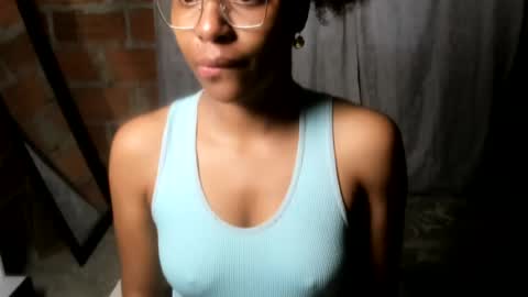 thaimy_ online show from 07/08/26, 11:15