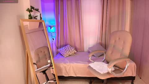 Thais online show from 02/25/25, 12:24